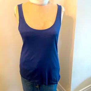 3 for $15 bundle Banana Republic navy ribbed tank top  lightly worn